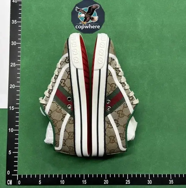 Gucci GG Supreme Sneakers [8 styles]