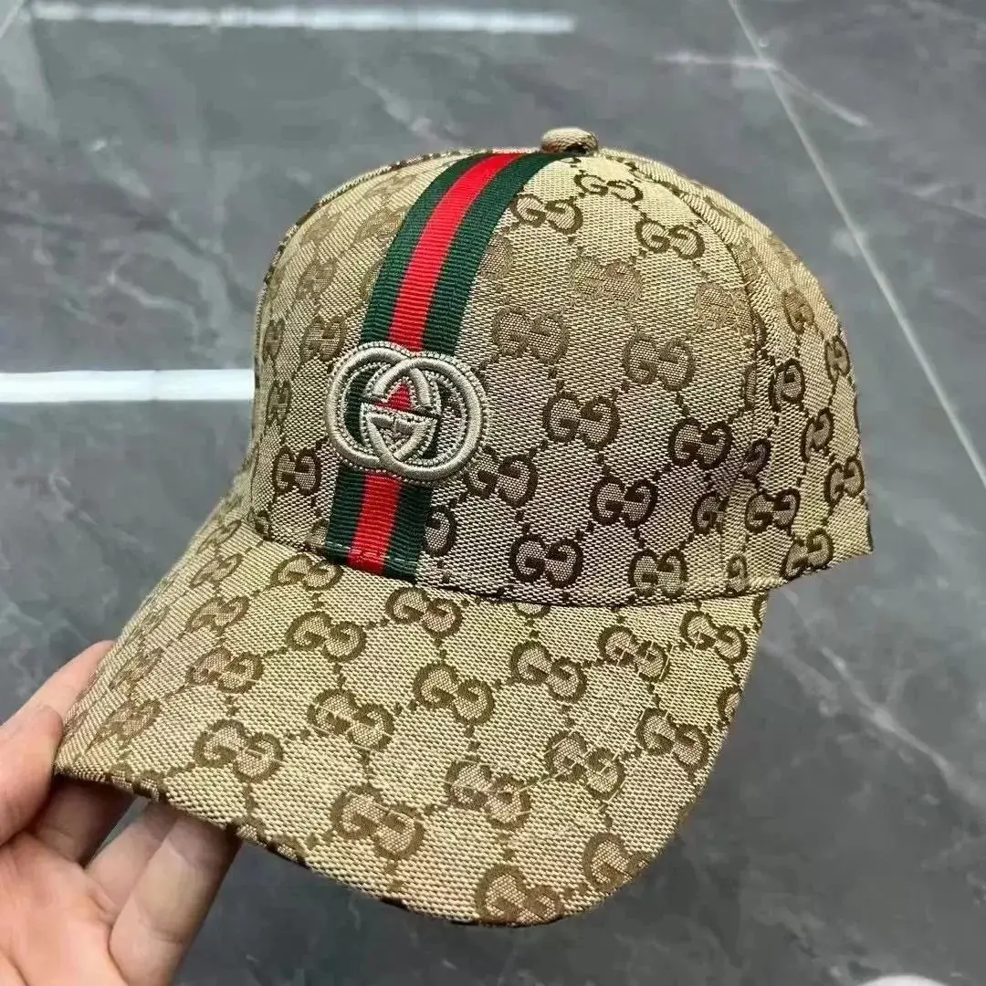 Burberry Check & Louis Vuitton Monogram Baseball Caps [9 Styles] 2