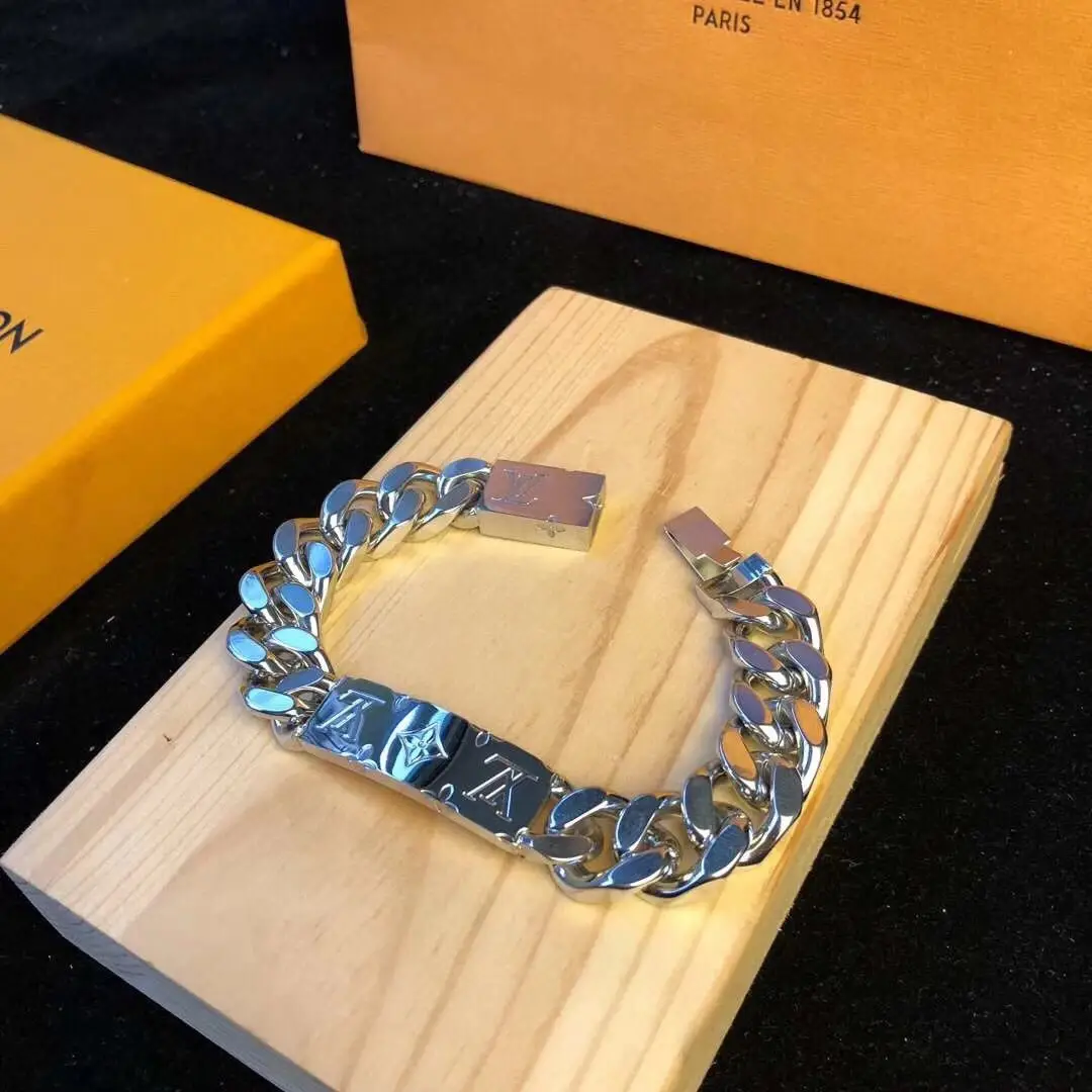 Louis Vuitton Bracelets [2 styles] 2